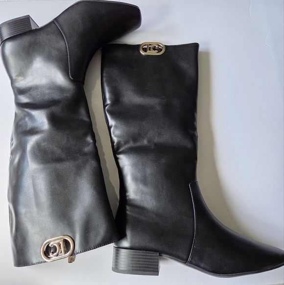 Liz Claiborne Deering Stacked Heel Riding Boots - Picture 2 of 7